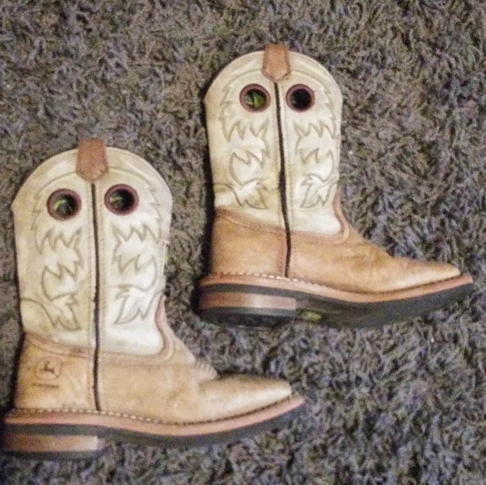 John Deere boys sz 10.5 leather boots